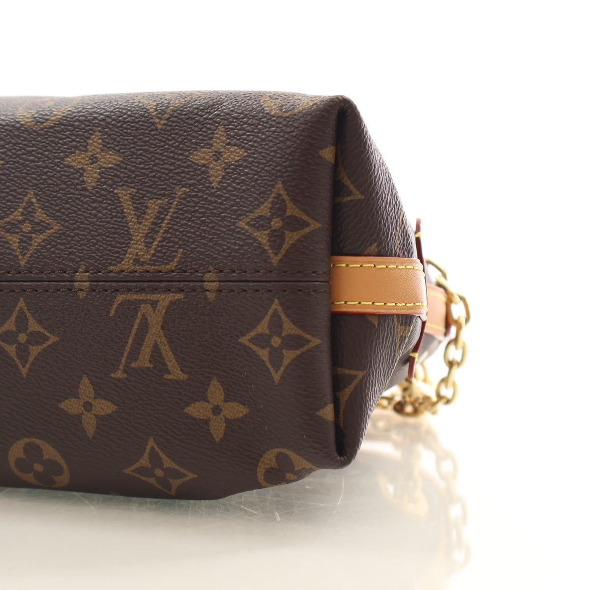 Louis Vuitton Monogram CarryAll BB, photo 8 of 14