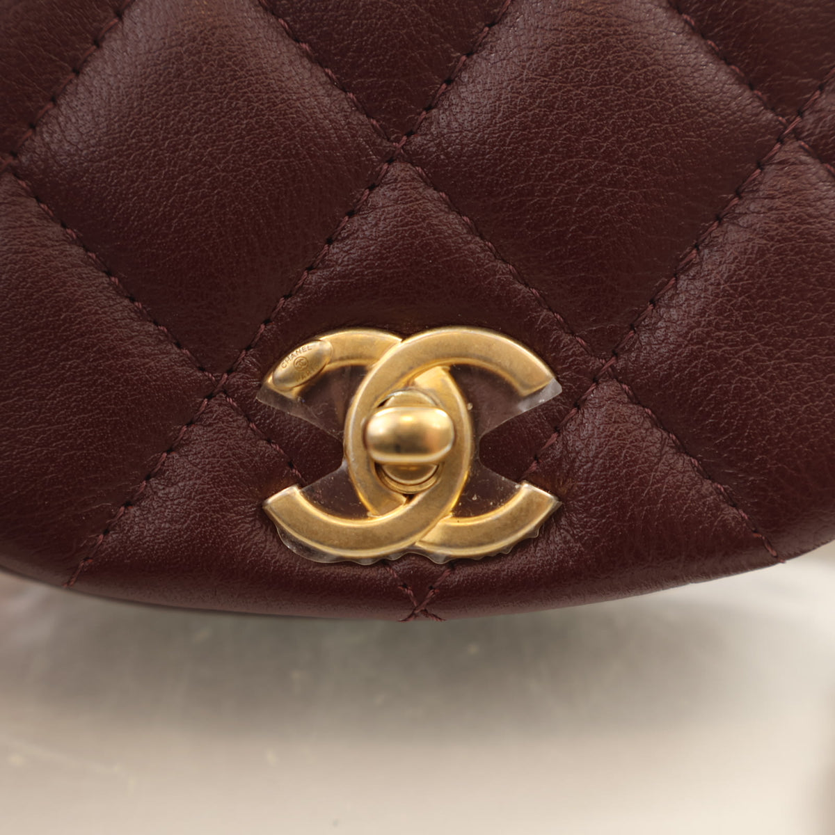 Chanel Mini Lambskin Coco Mail Clutch With Chain, photo 4 of 16