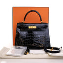 Hermes Noir Alligator Selli...