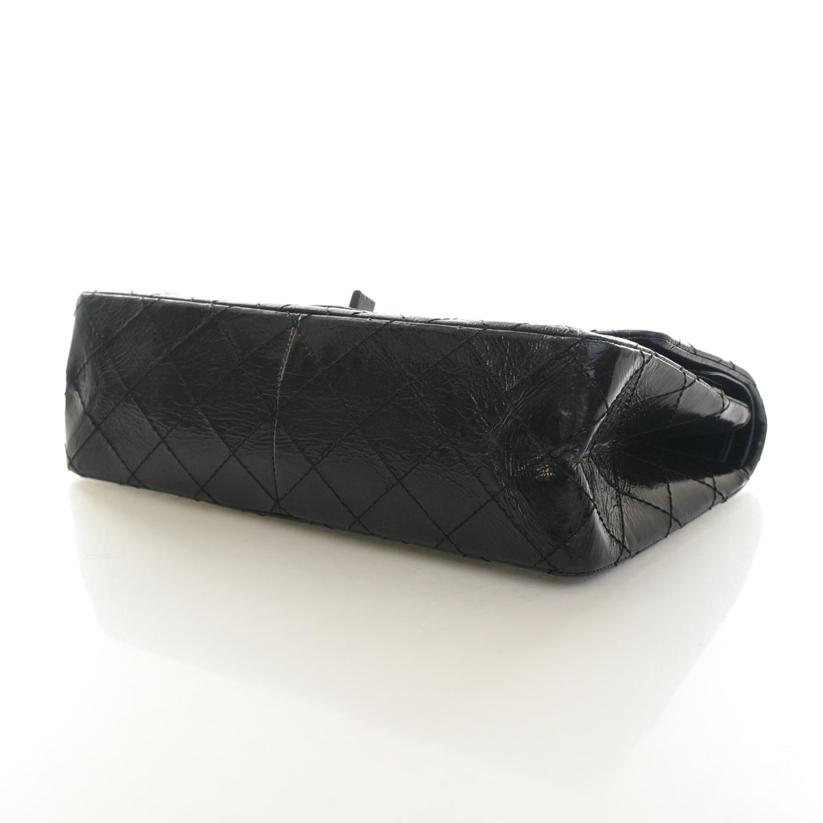 Pre-Owned Chanel Flap Bag 226 Aged Calfskin Reissue 2.55, base view