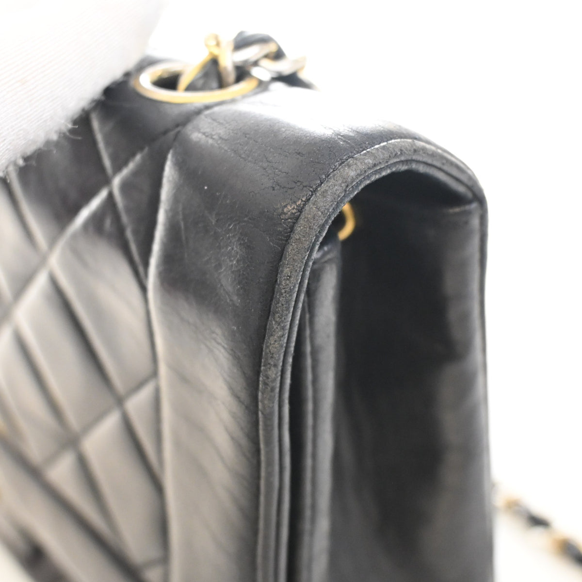Vintage Chanel Flap Bag Lambskin Diana, side profile, photo 13 of 25