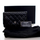 Chanel Caviar Classic Walle...