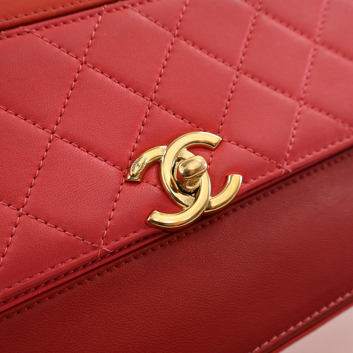 Chanel Small Lambskin Tricolor Single Flap Bag, photo 4 of 16