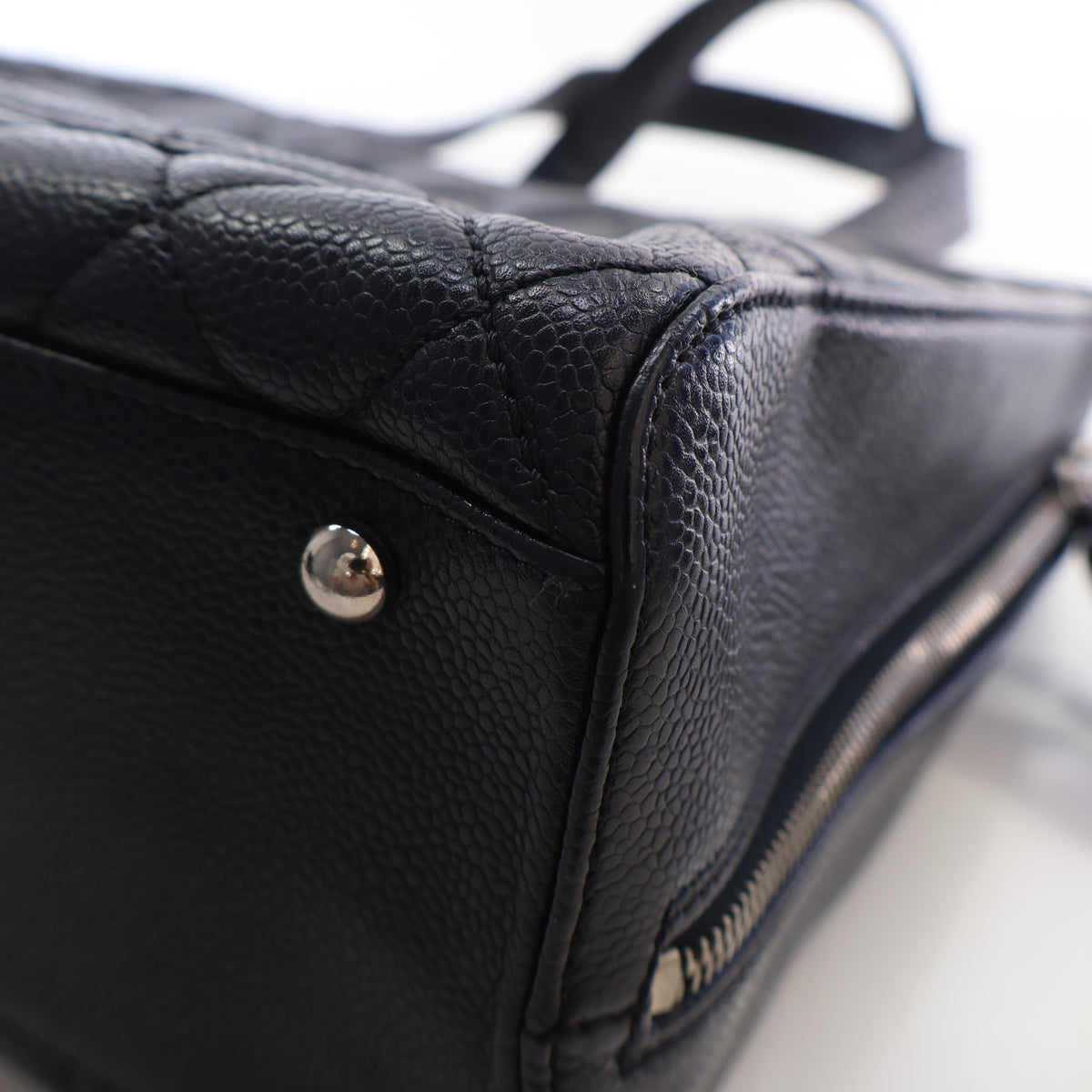 Chanel Vintage Caviar Surpique Bowler Bag, photo 13 of 16