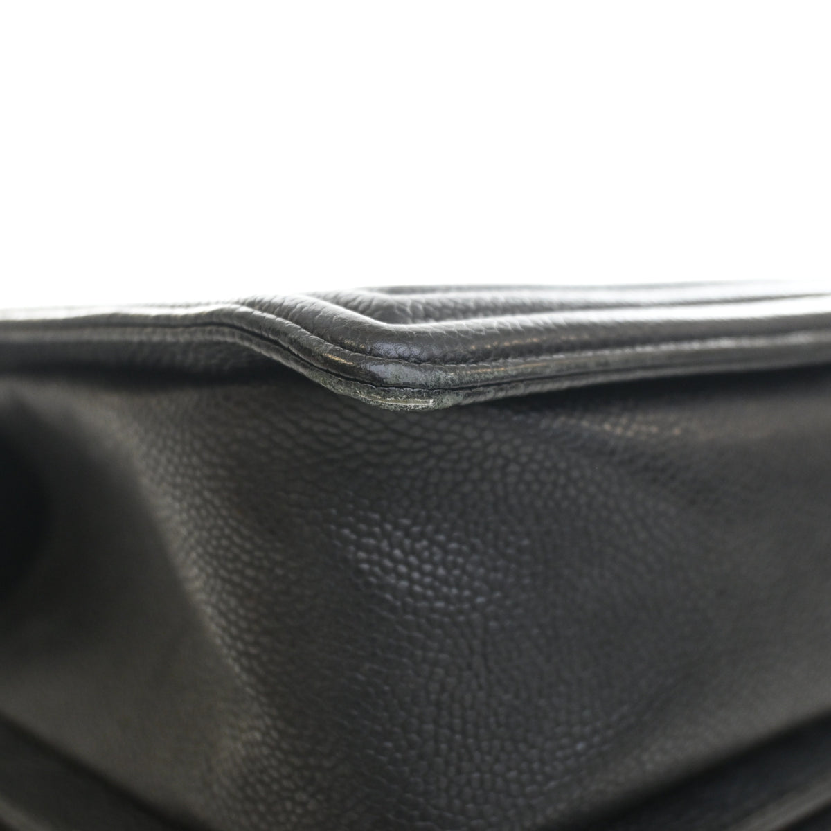 Chanel Medium Caviar Boy Bag, photo 18 of 19