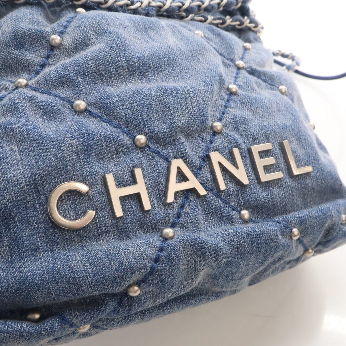 Chanel Mini Denim 22 Hobo, photo 4 of 17