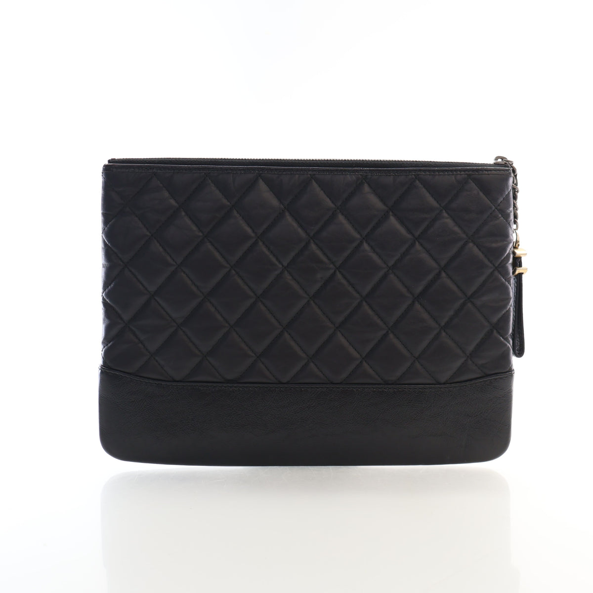 Pre-Owned Chanel Case Medium Aged Calfskin Gabrielle Cosmetic, front view, photo 10 of 14