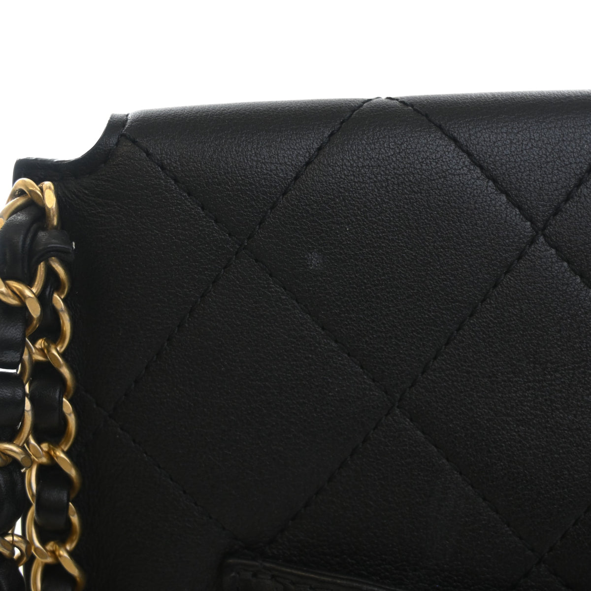 Pre-Owned Chanel Hobo Small Lambskin Chain Bag, strap detail