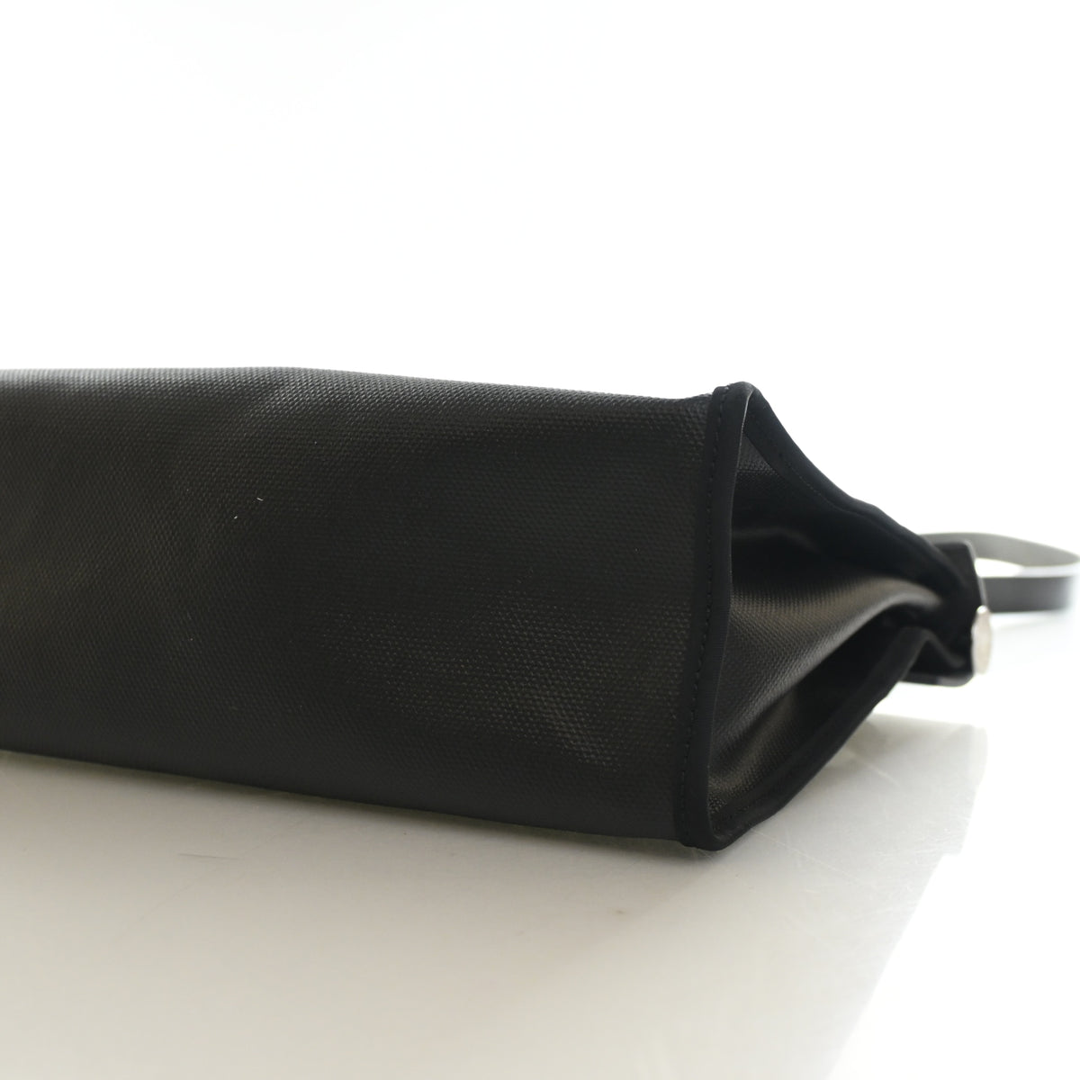 Pre-Owned Hermès Herbag 31 Noir Toile Berline Zip, side view