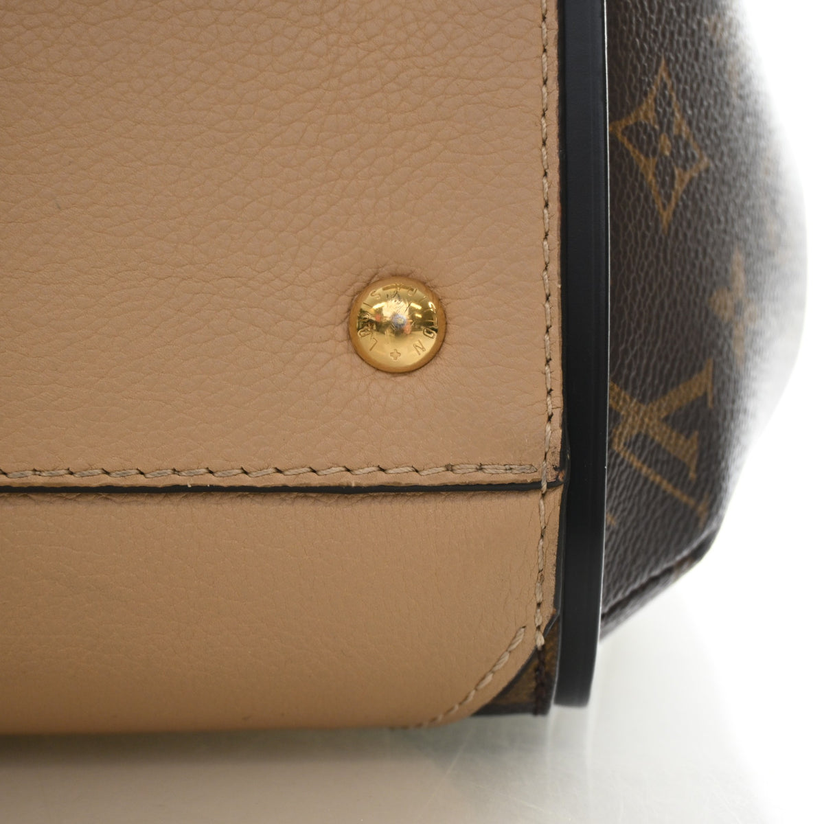 Louis Vuitton Monogram Kimono MM, photo 16 of 17