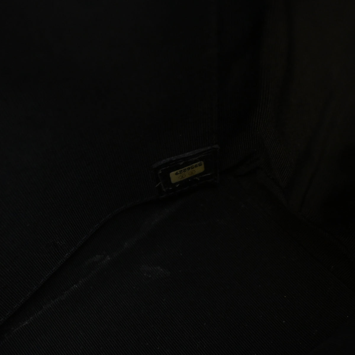Vintage Chanel Tote Bag Caviar Leather Bucket, open interior