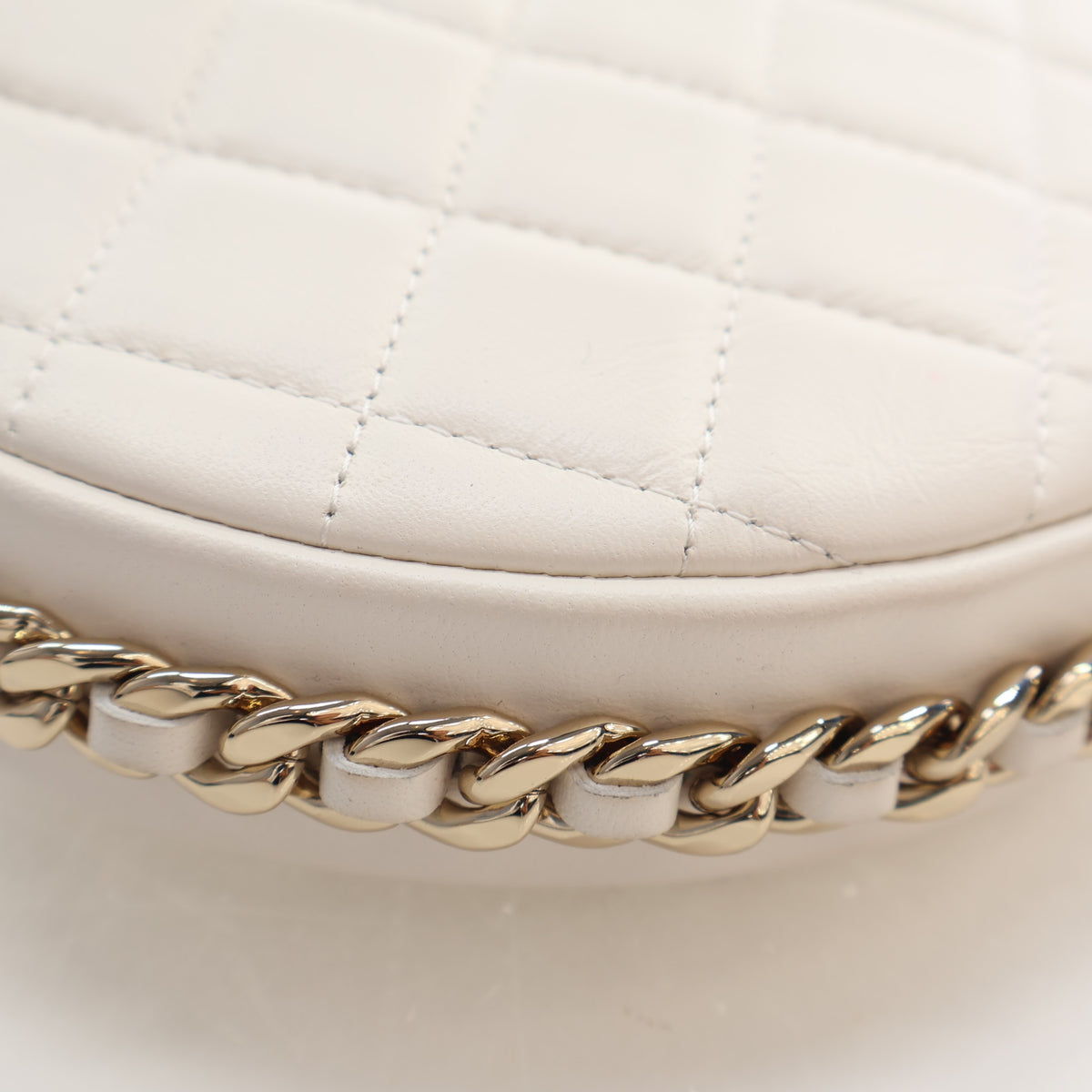 Pre-Owned Chanel Hobo Small Lambskin Chain Around Pouch Bag, strap and chain detail, photo 12 of 16