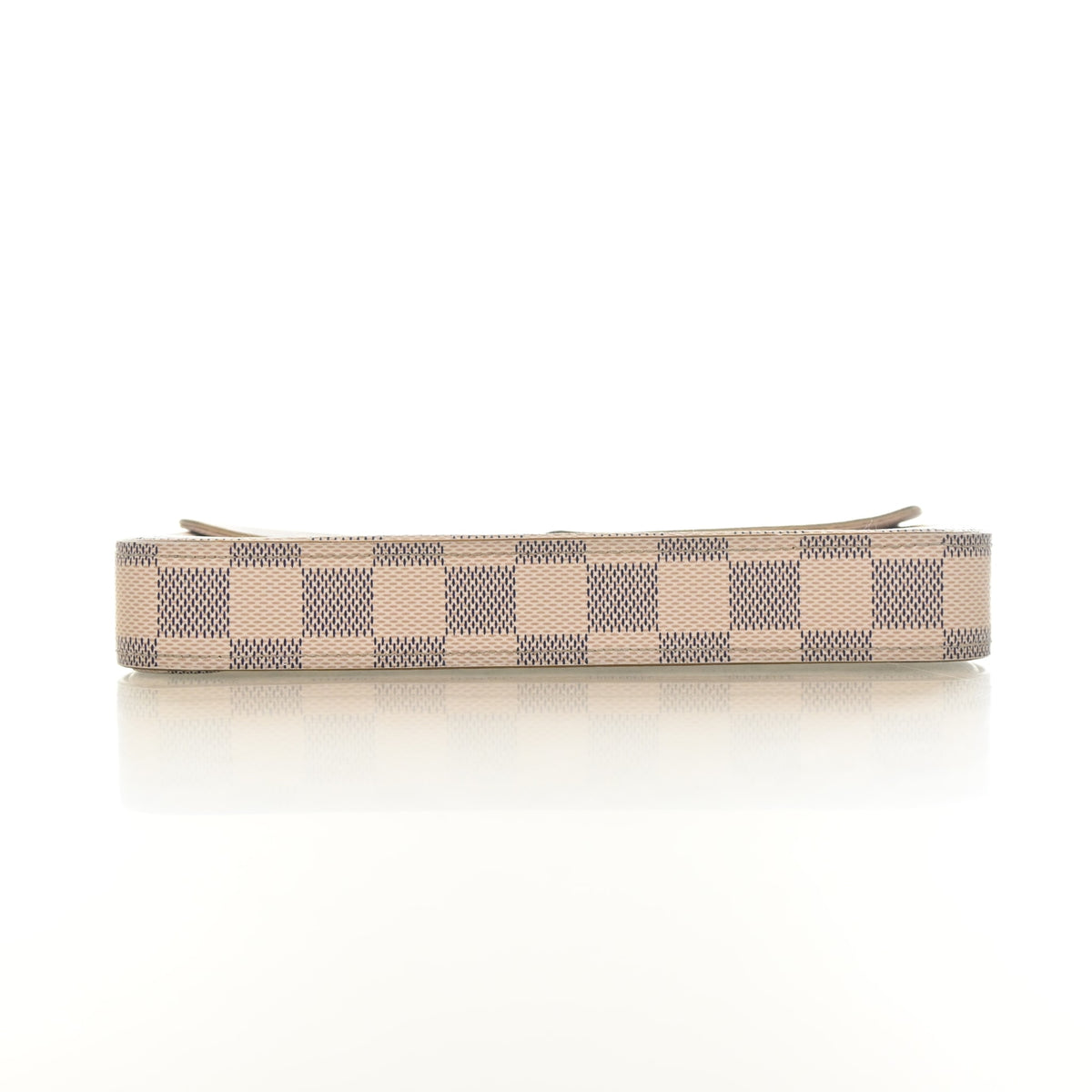 Pre-Owned Louis Vuitton Pochette Damier Azur Felicie, base and feet view