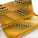 Louis Vuitton x Yayoi Kusam...