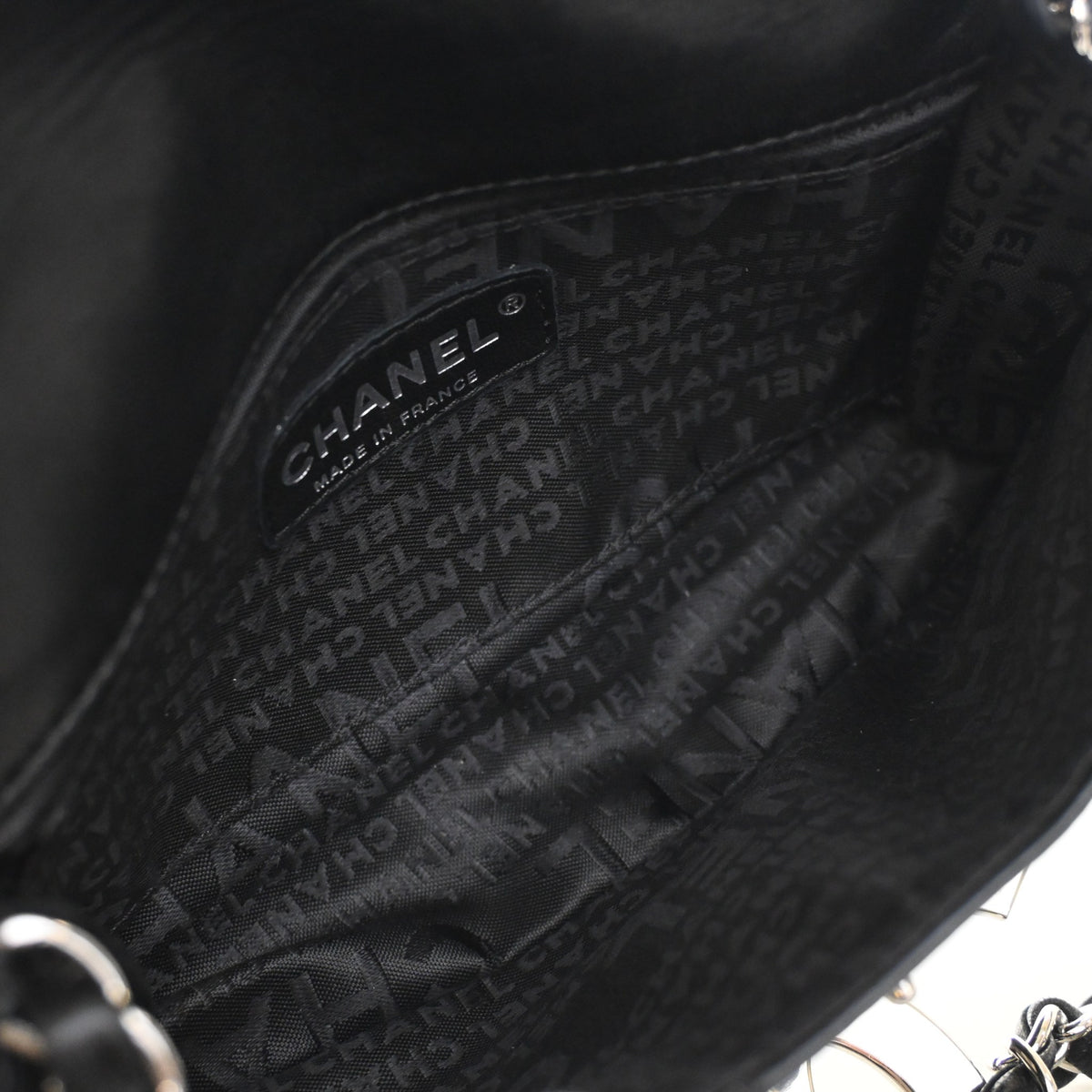 Vintage Chanel Flap Bag Calfskin Diamond Stitch CC, open interior with lining