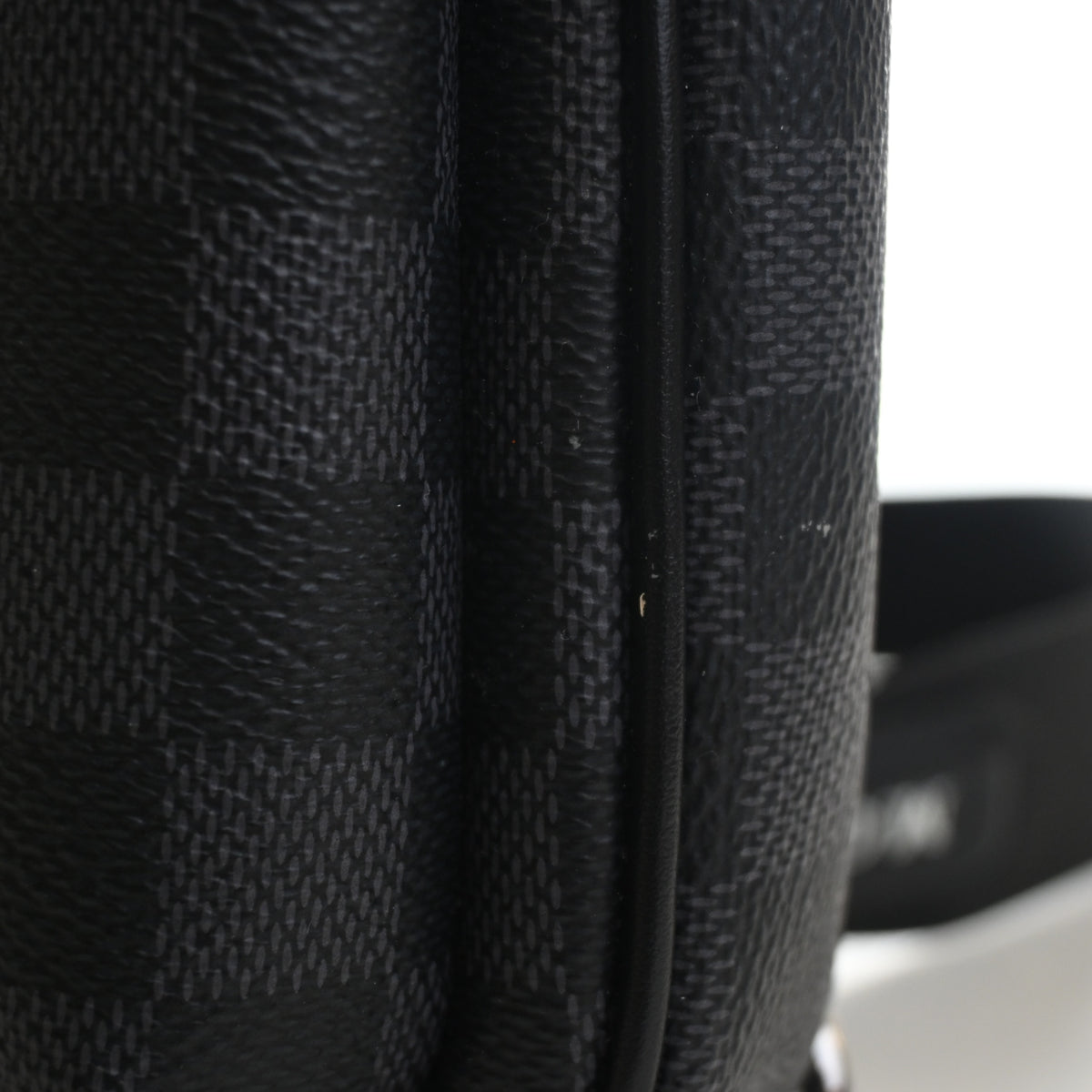 Pre-Owned Louis Vuitton PM Damier Graphite Avenue Sling Bag, side profile, photo 13 of 16