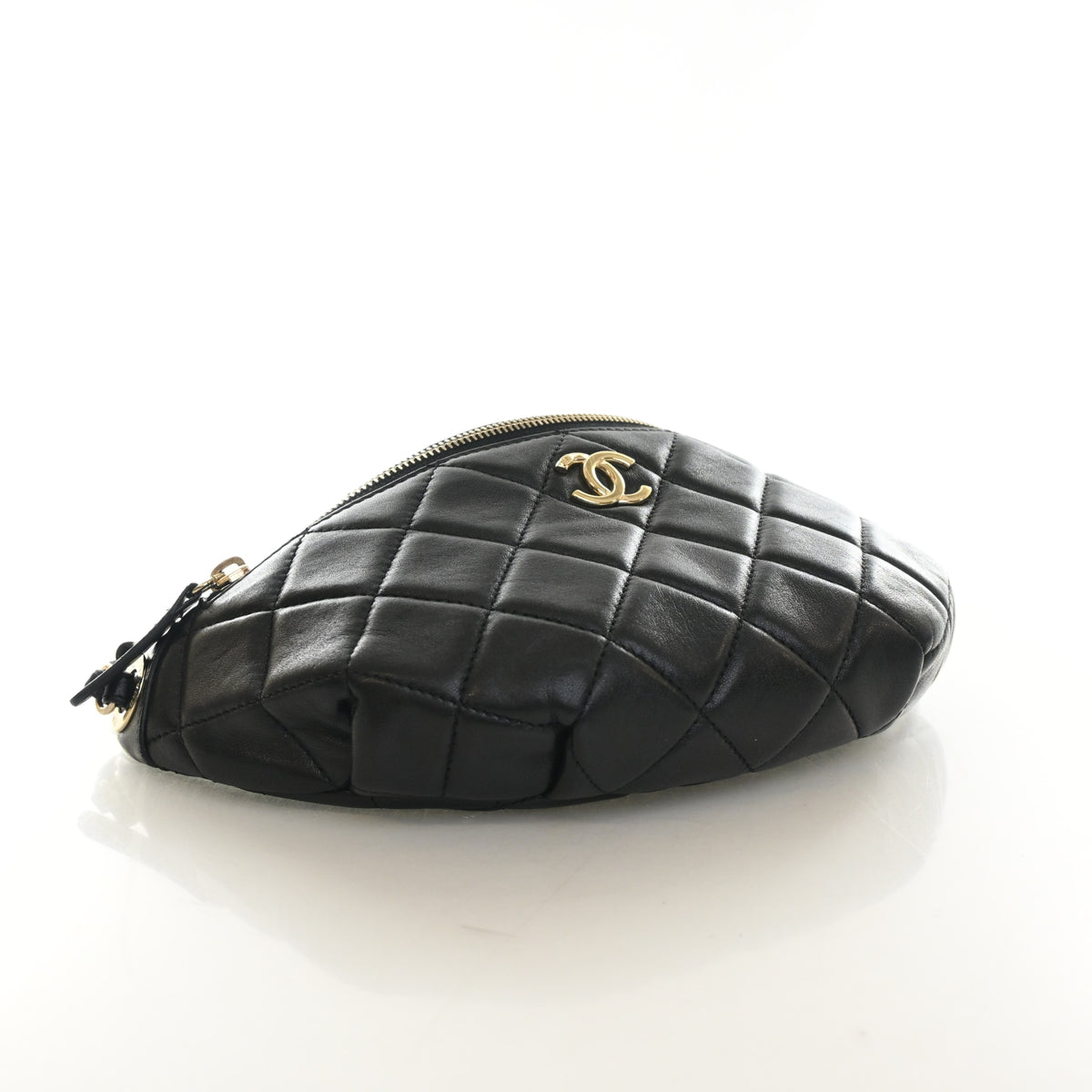Chanel Lambskin CC Waist Bag, photo 5 of 15