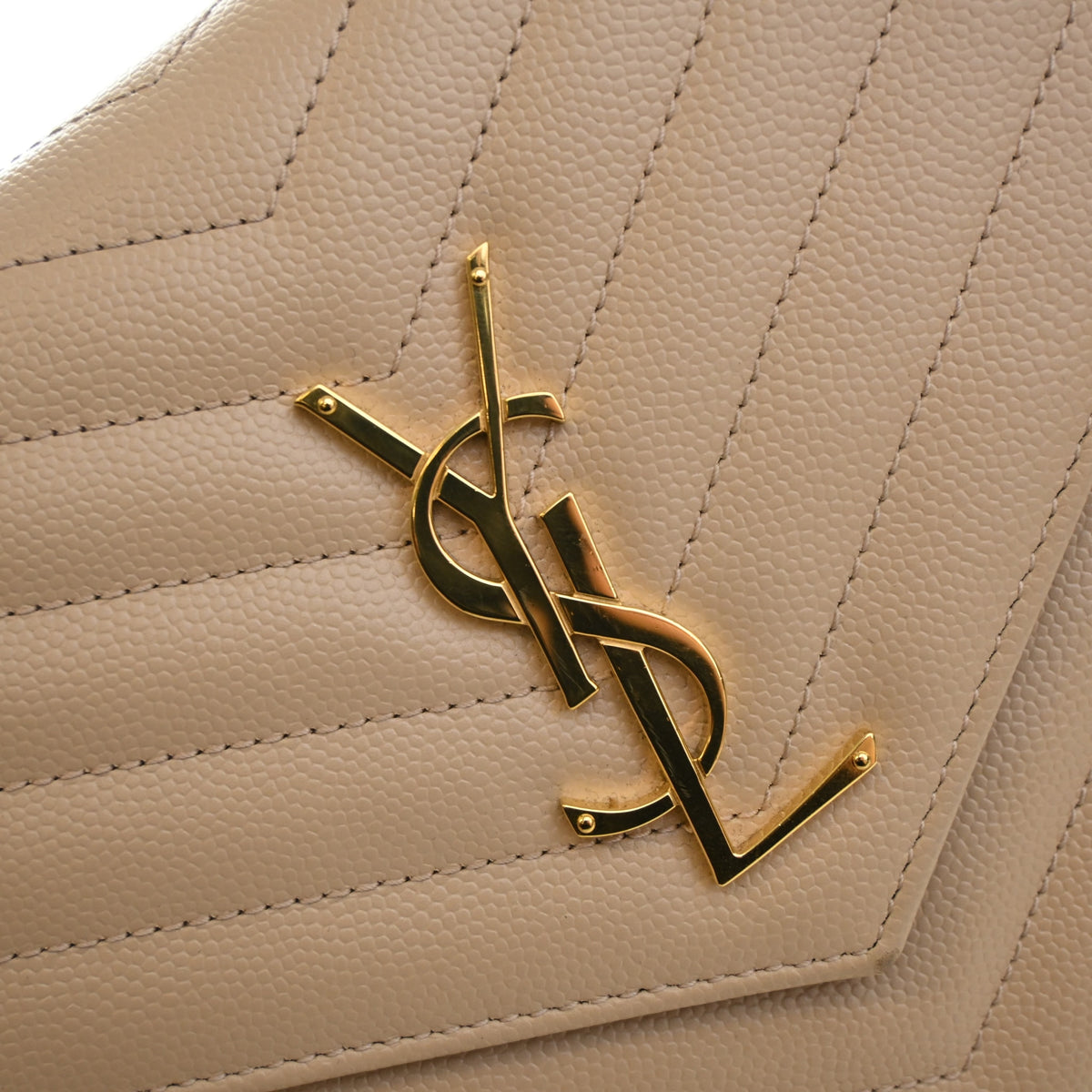 Pre-Owned Saint Laurent Chain Wallet Calfskin Cassandre Envelope, gold embossed logo detail, photo 4 of 16