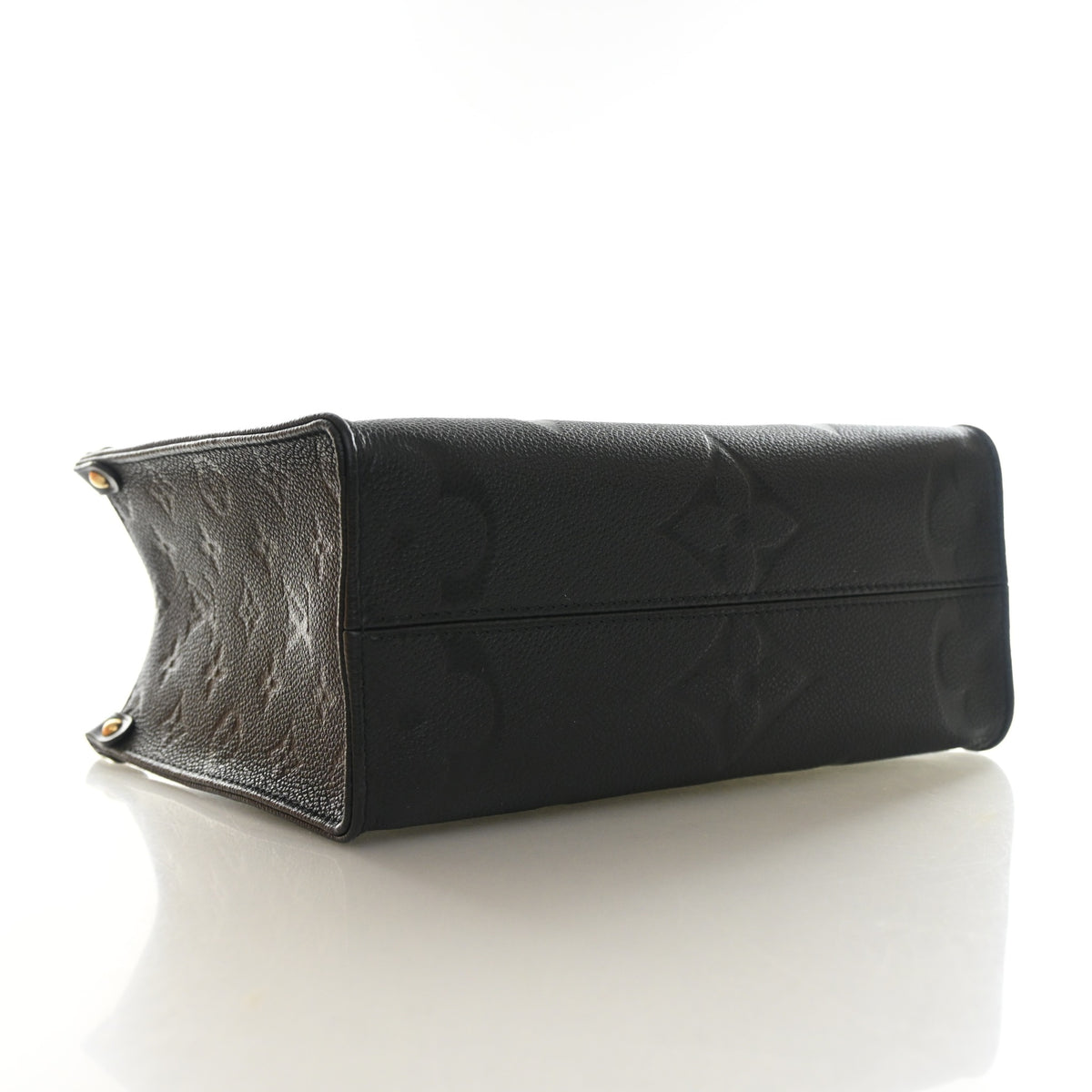 Louis Vuitton Monogram Empreinte Giant OnTheGo PM, photo 4 of 13