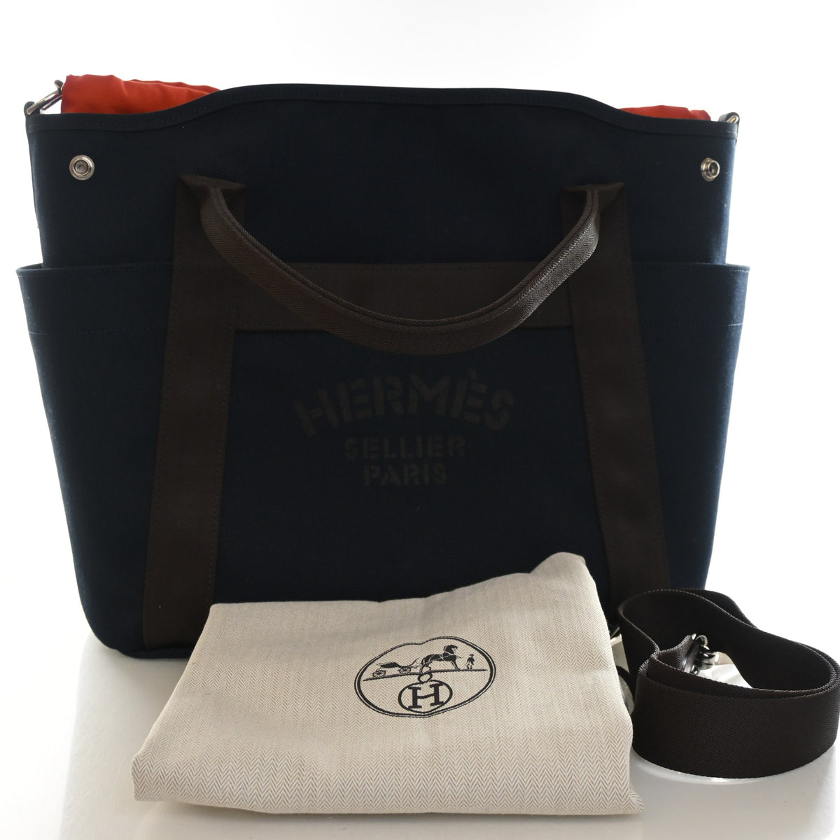 Pre-Owned Hermès Sac De Pansage Grooming Bag, front view, photo 13 of 13