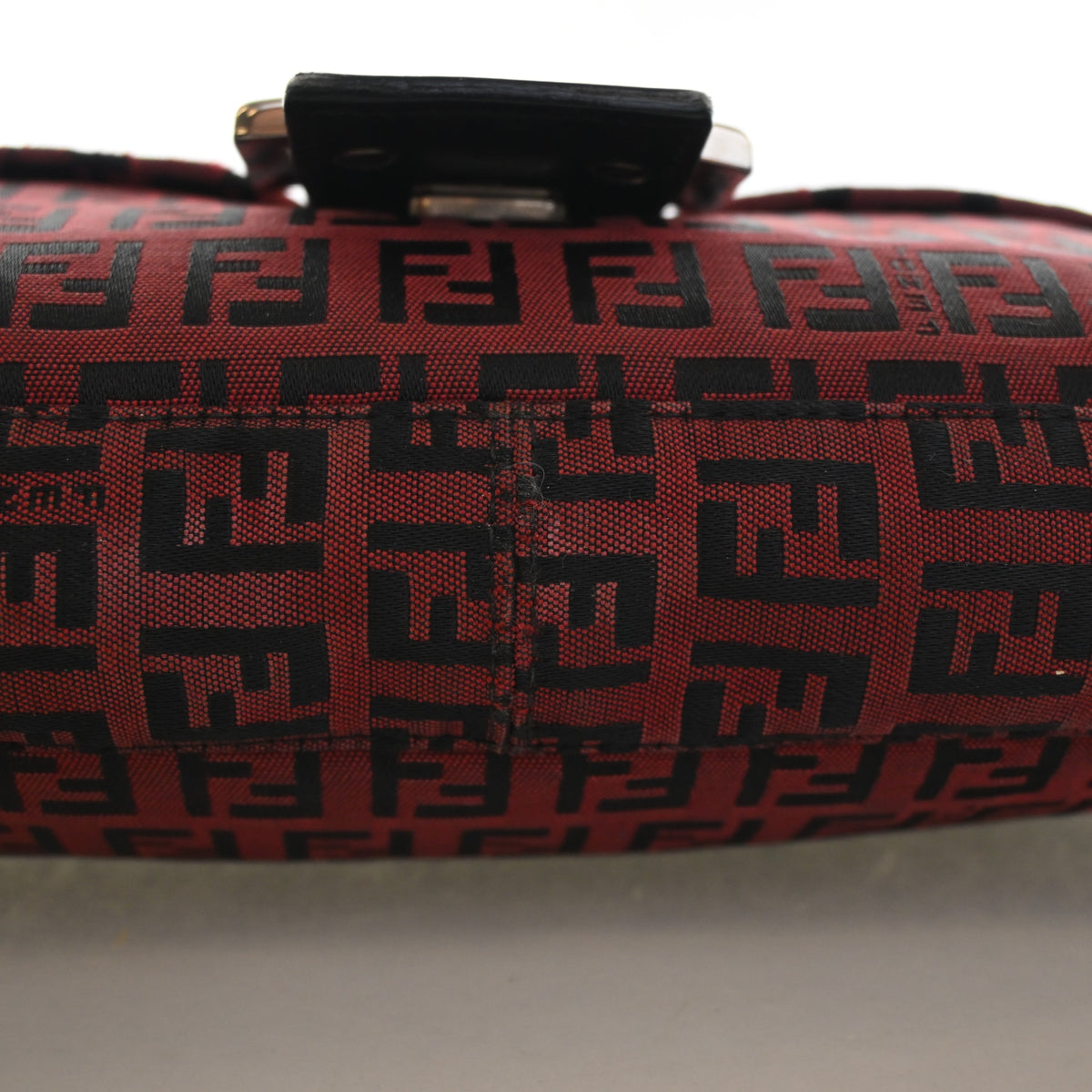 Pre-Owned Fendi Baguette Zucchino FF, base and feet view, photo 18 of 20