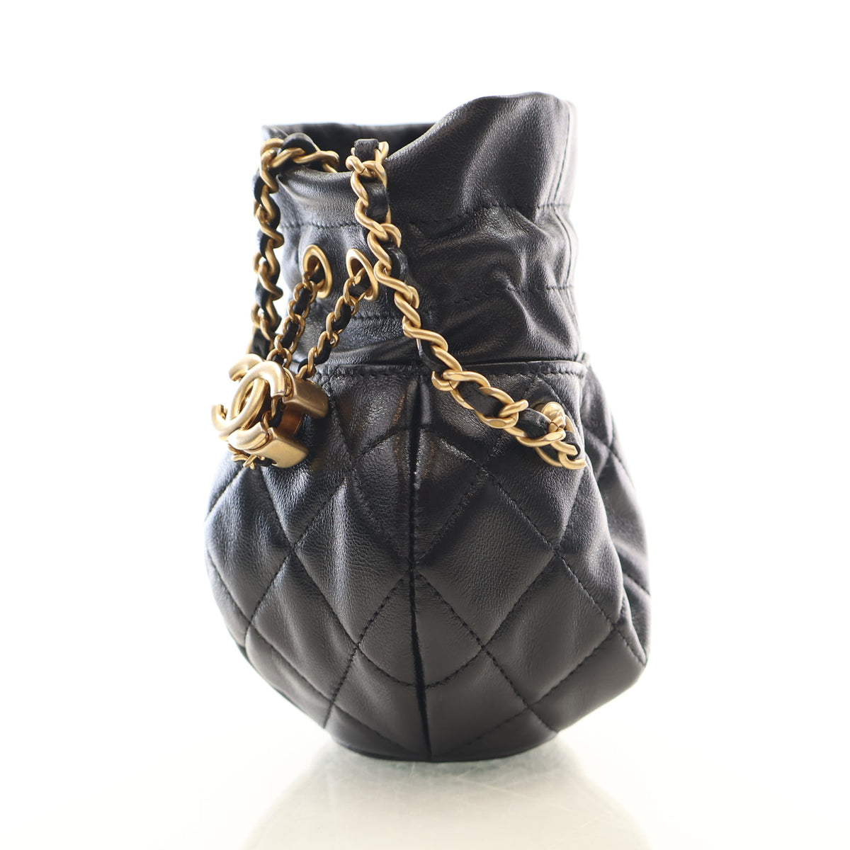 Chanel Lambskin Drawstring Round Bucket Clutch With Strap, photo 3 of 15