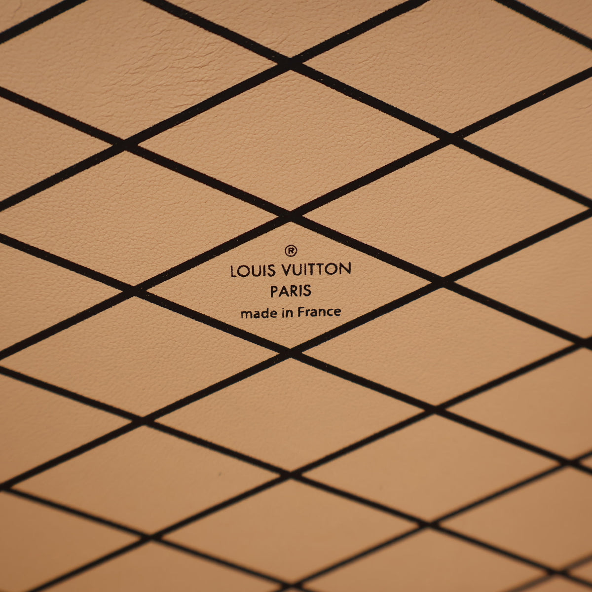 Louis Vuitton Monogram Petite Malle, photo 13 of 15