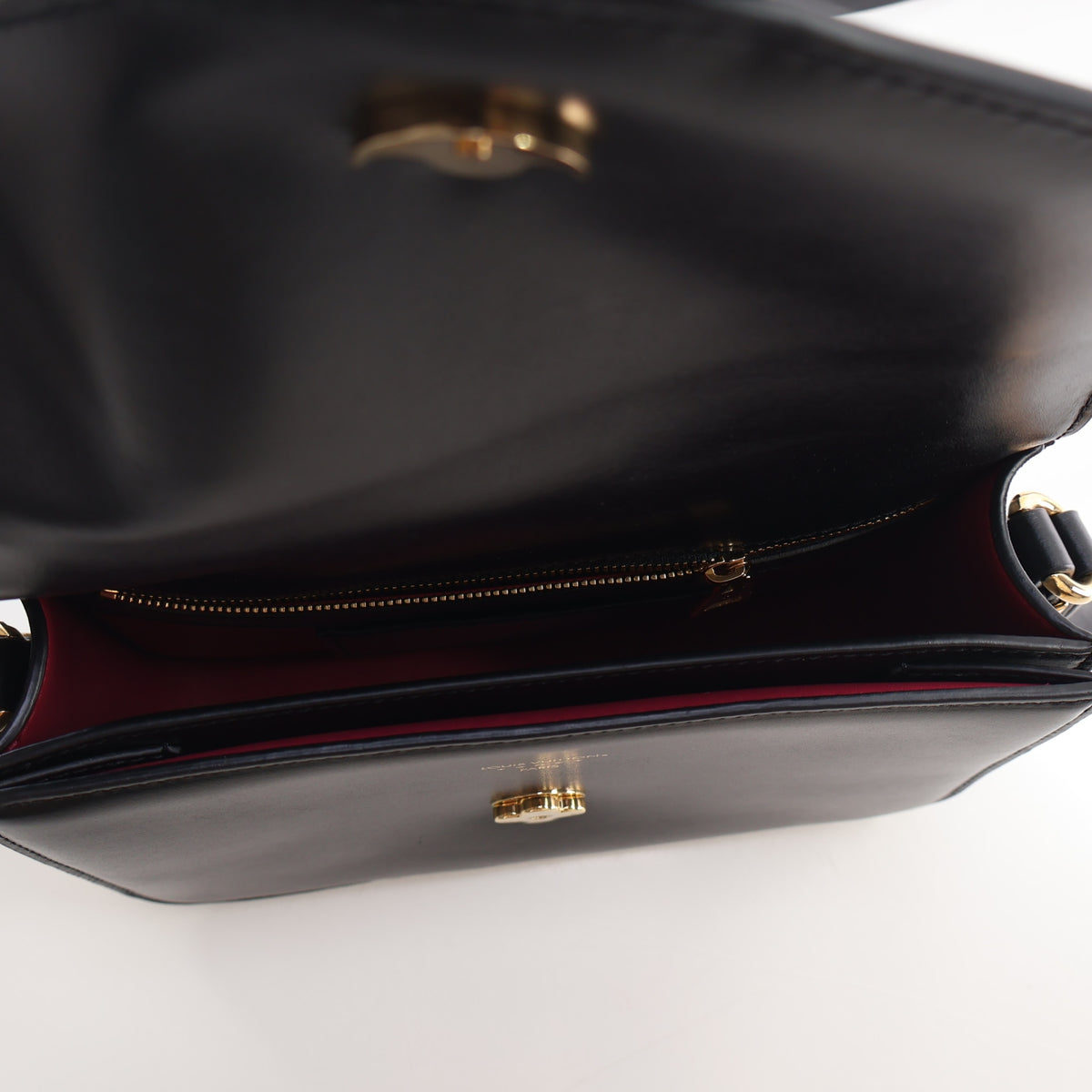 Louis Vuitton Calfskin LV Pont 9, photo 15 of 17
