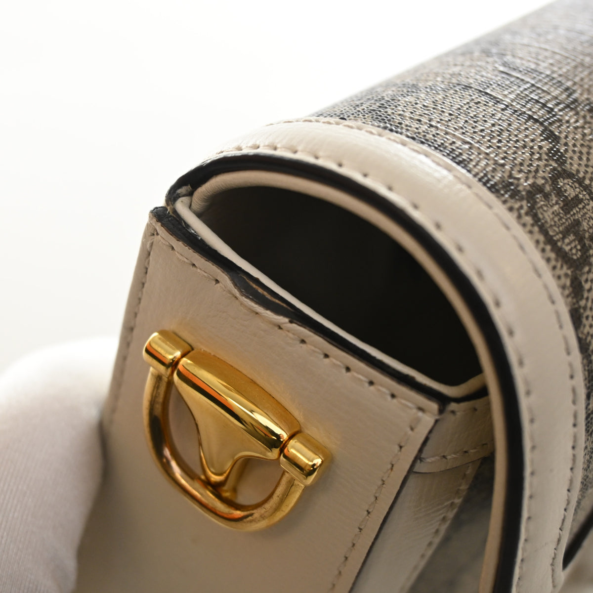 Gucci Small GG Supreme Horsebit 1955, photo 16 of 17