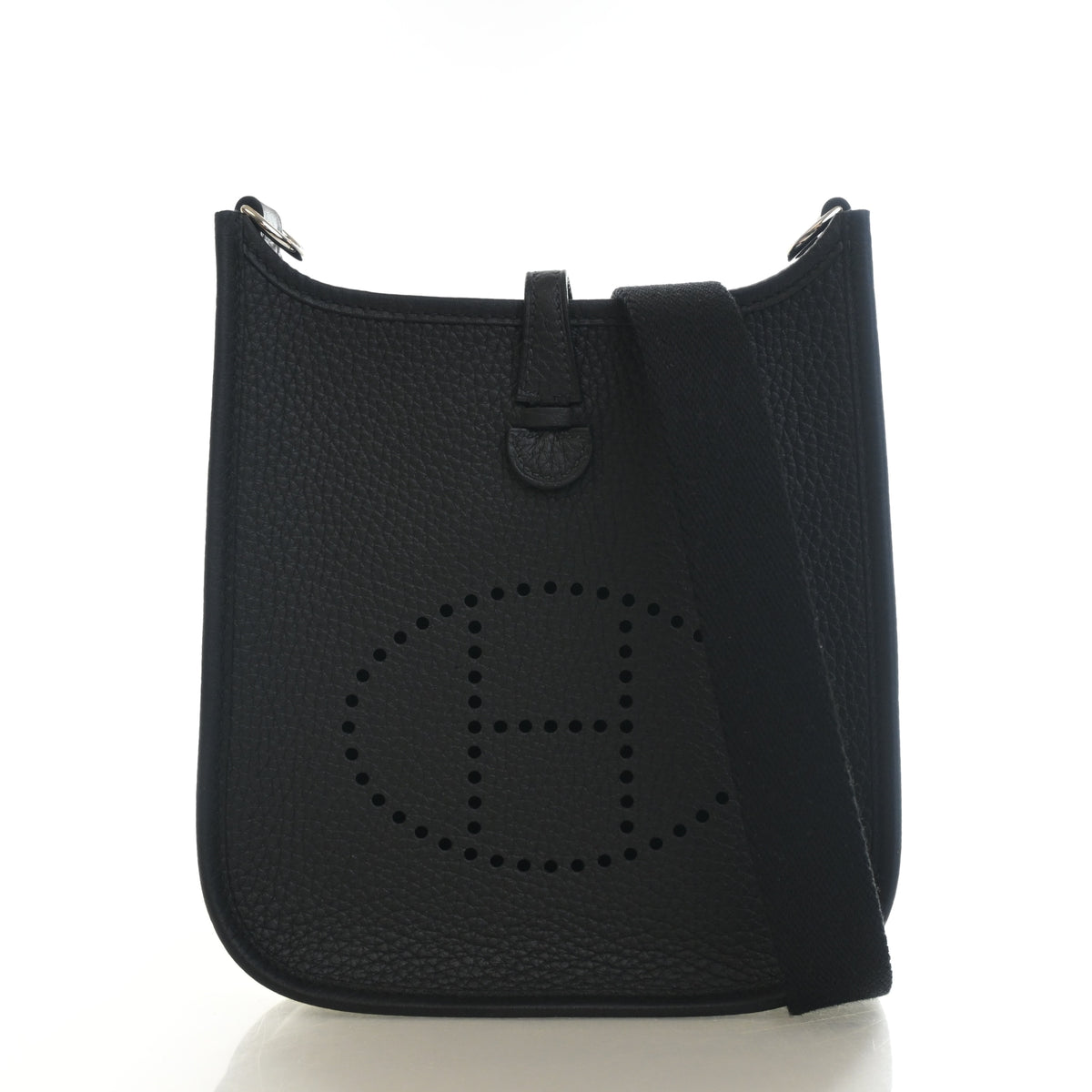 Pre-Owned Hermès Evelyne TPM Noir Clemence Leather 16, front view, photo 1 of 15