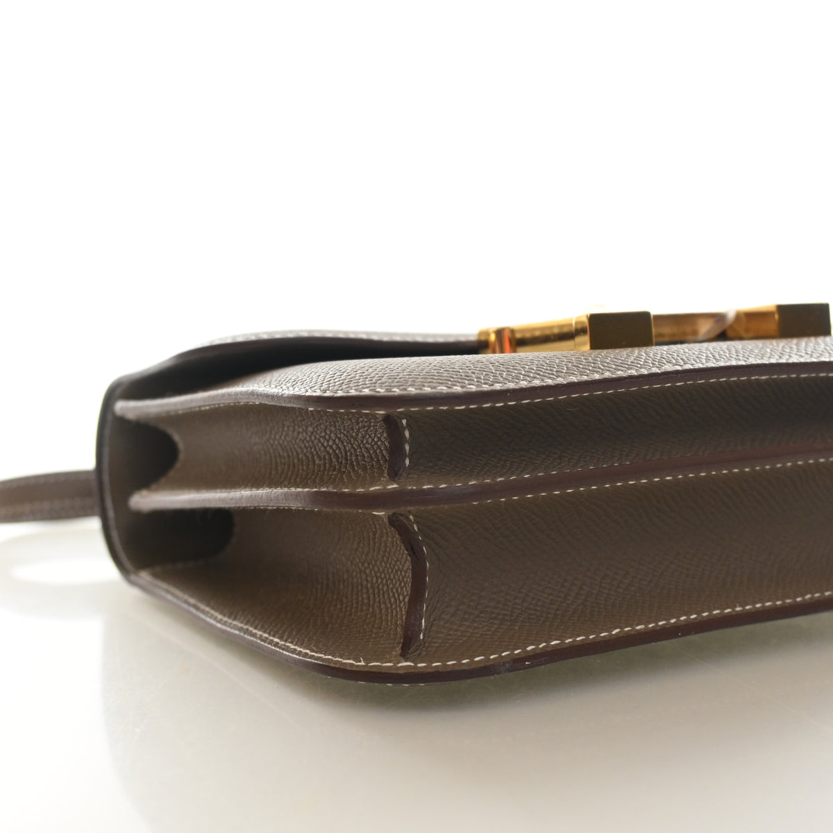 Pre-Owned Hermès Constance 18 Etoupe Epsom Leather, side profile, photo 6 of 13