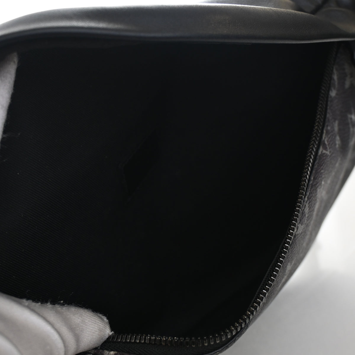 Pre-Owned Louis Vuitton Monogram Galaxy Bumbag, open interior with lining