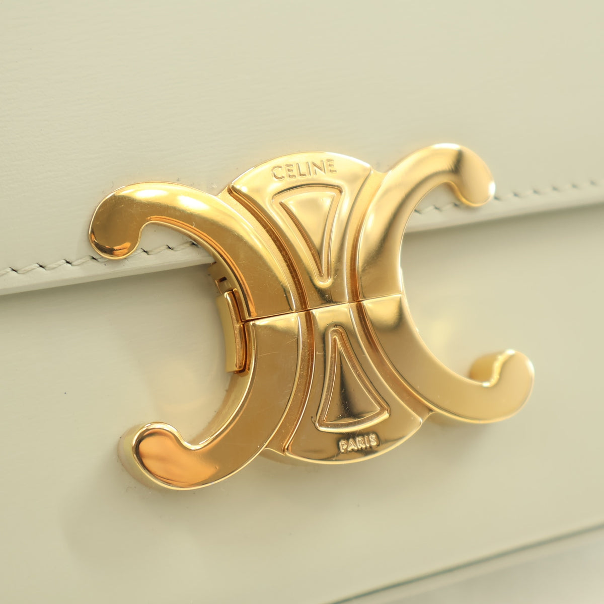 Celine Calfskin Triomphe Flap Bag, photo 4 of 15