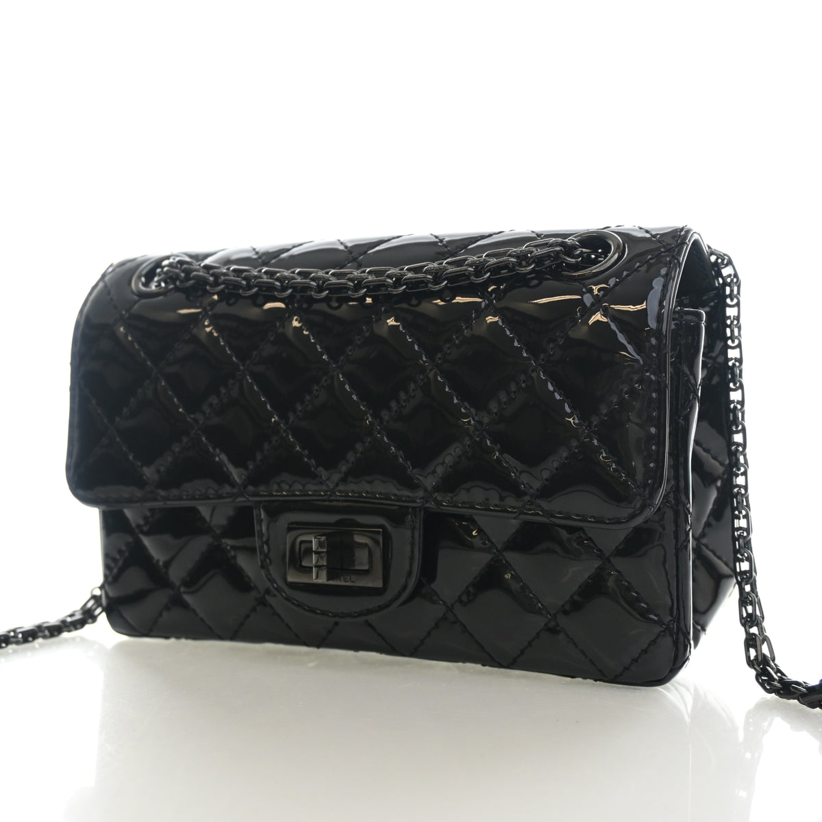 Pre-Owned Chanel Flap Bag 224 Patent Leather Reissue 2.55, front view