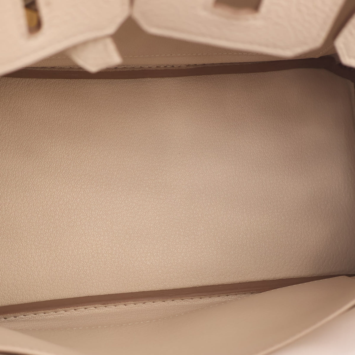 Pre-Owned Hermès Birkin 25 Craie Togo Leather, open interior with lining