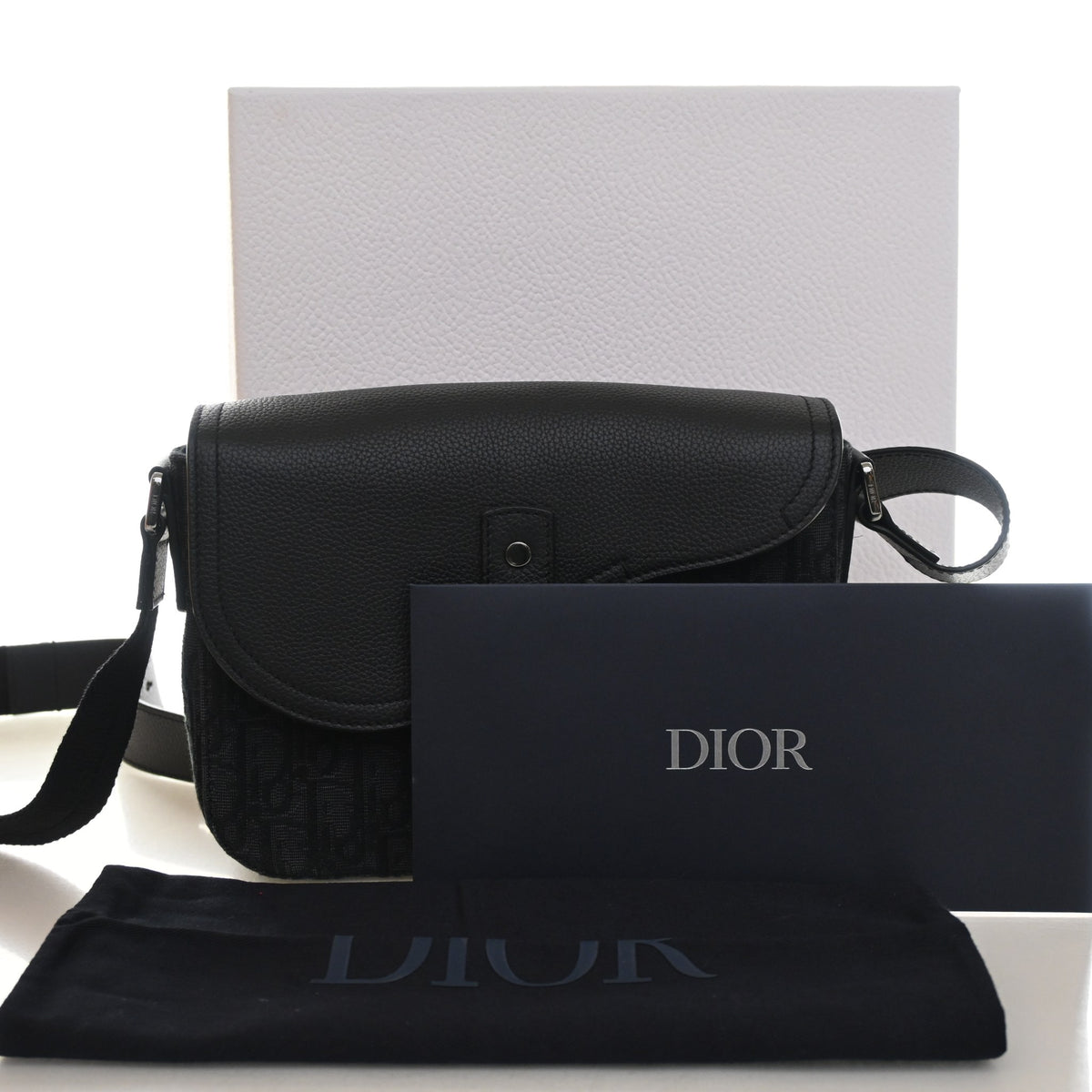 Christian Dior Small Oblique Saddle Messenger Bag, photo 13 of 13