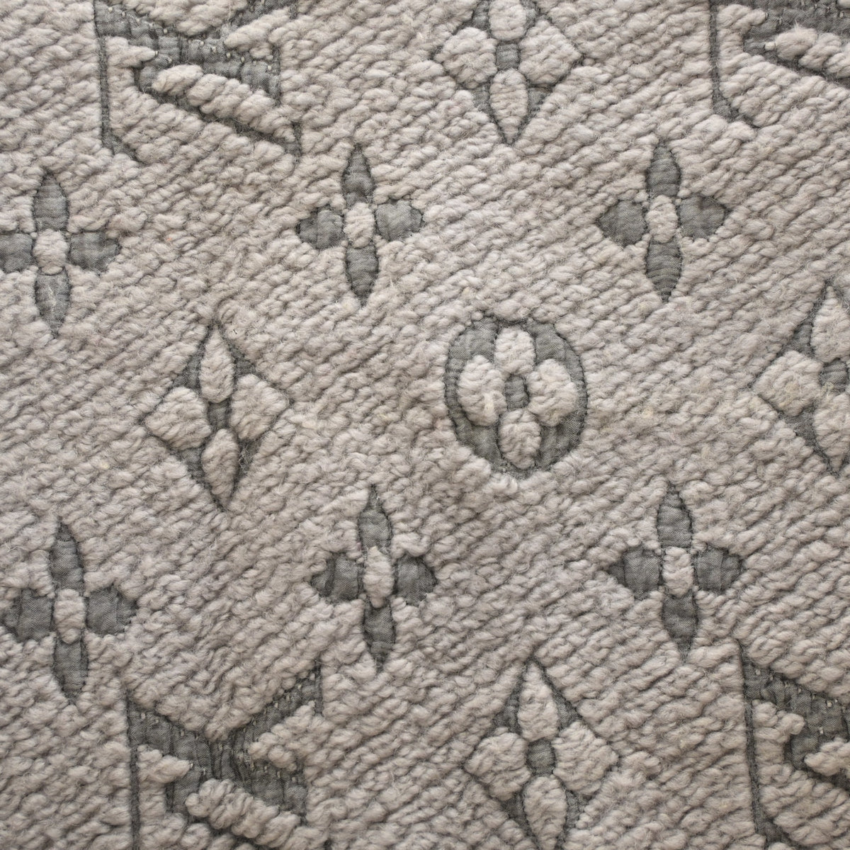Louis Vuitton Logomania Scarf, photo 3 of 6