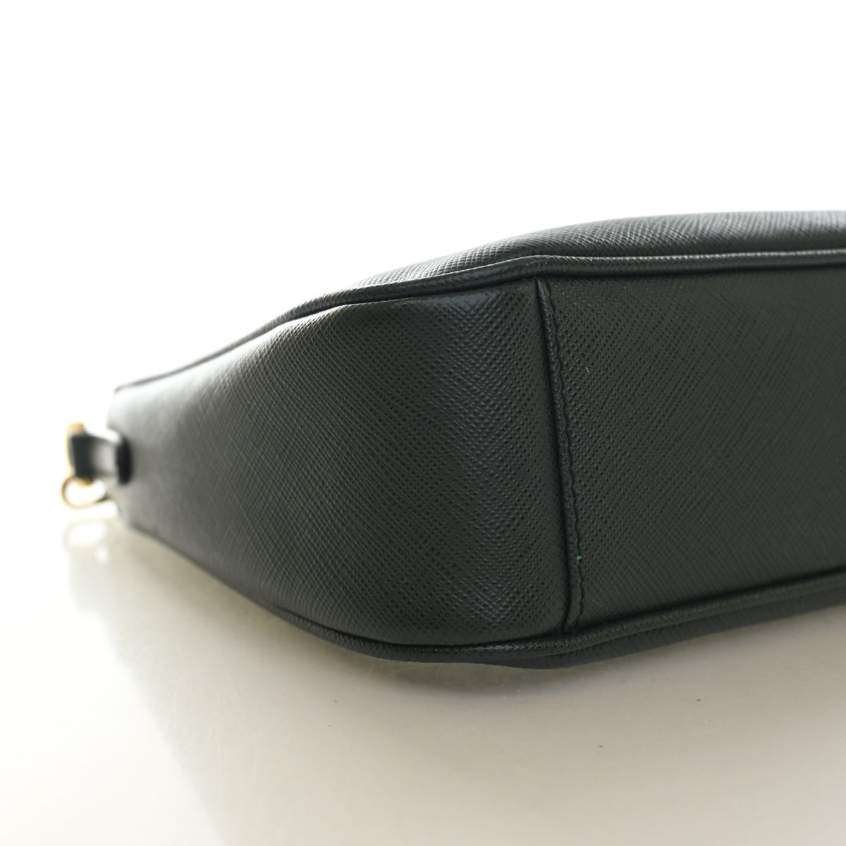 Prada Saffiano Re-Edition 2005, photo 6 of 14