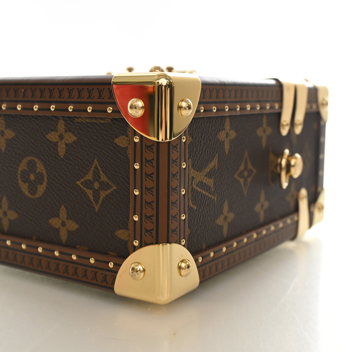 Louis Vuitton Monogram Camera Box, photo 8 of 15