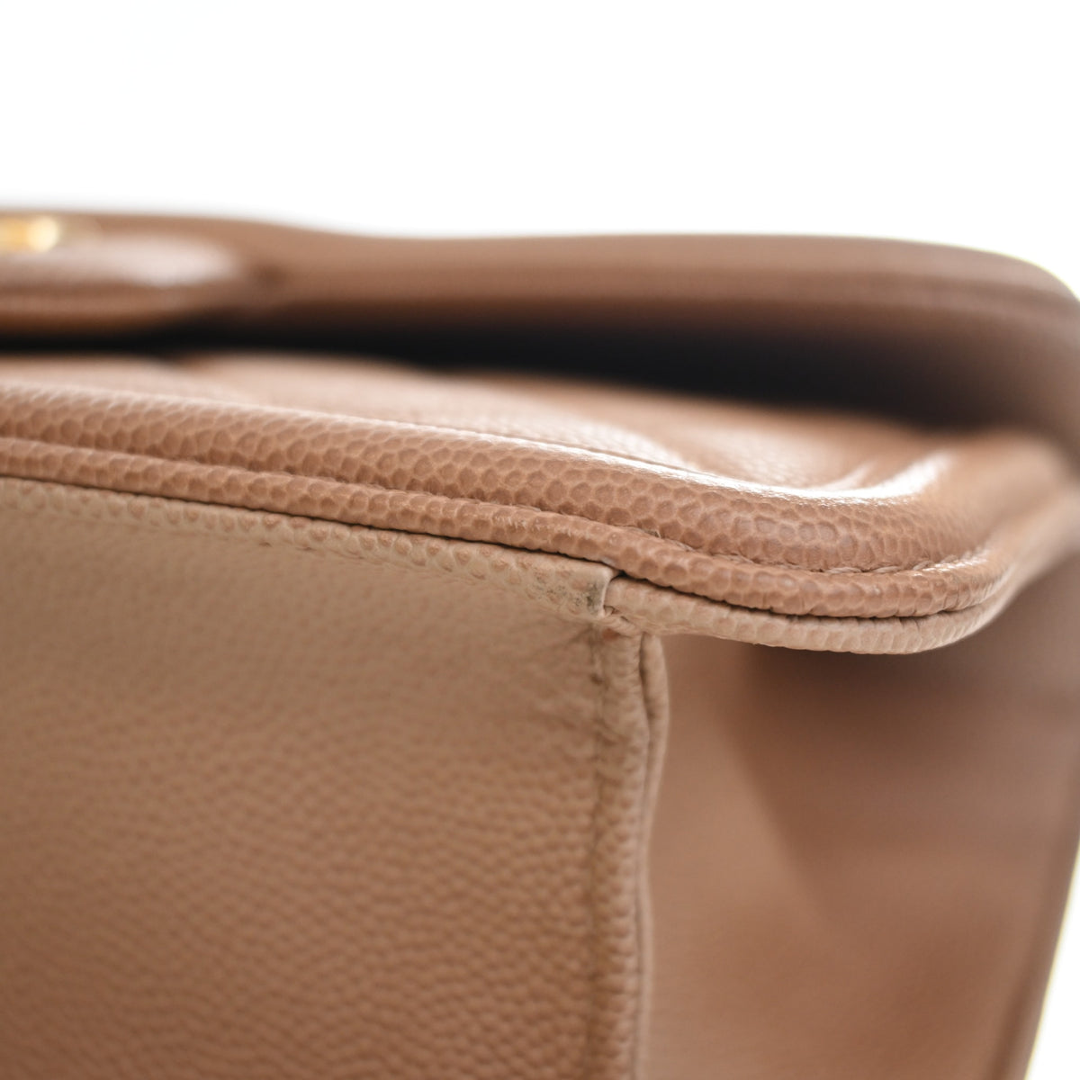 Pre-Owned Chanel Caviar Leather Sunset On The Sea Waist Bag, corner detail