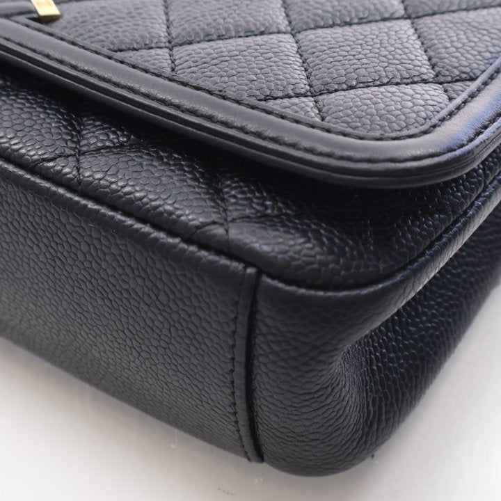 Chanel Medium Caviar Filigree Flap Bag, photo 9 of 16