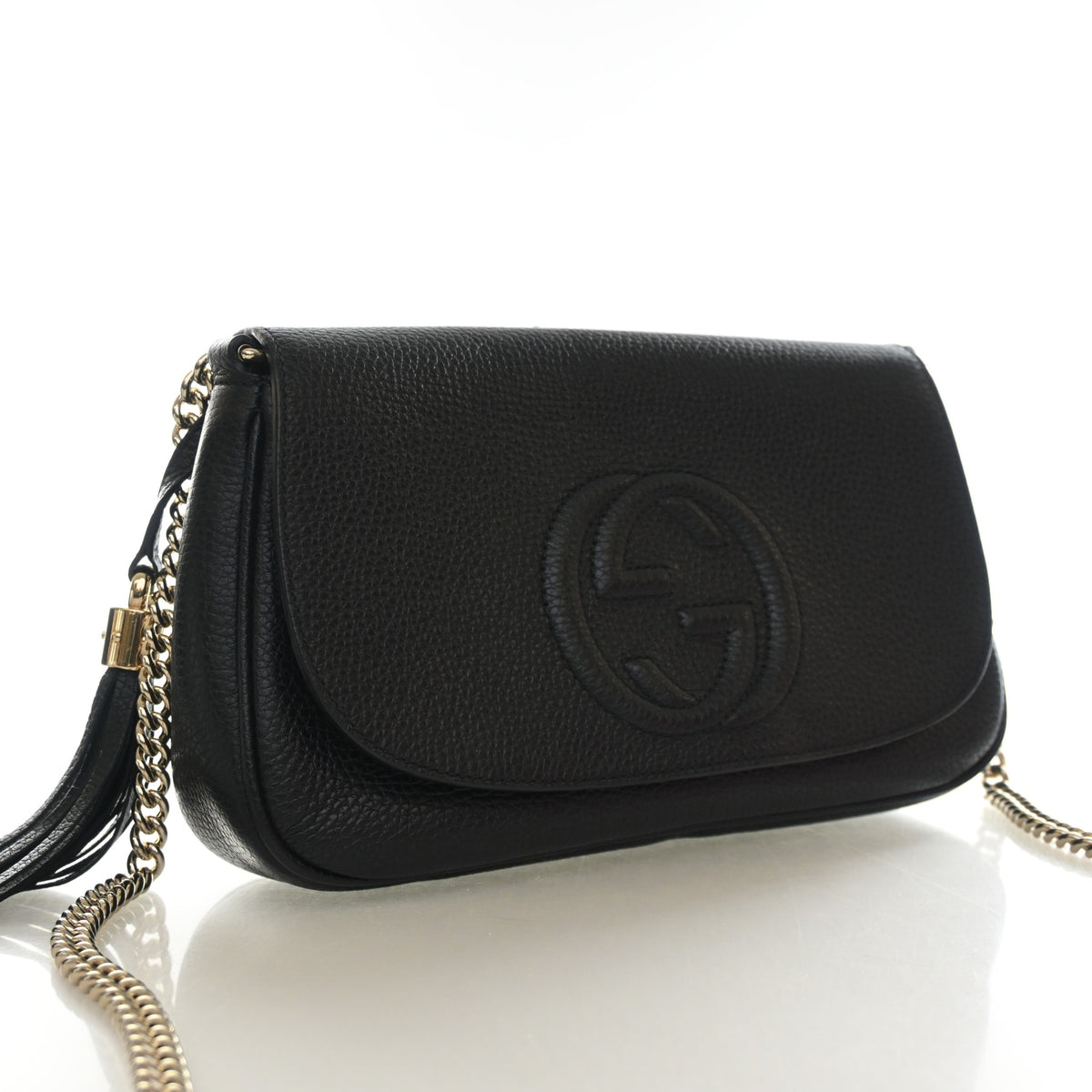 Pre-Owned Gucci Flap Bag Calfskin Soho Chain, three-quarter view, authenticated at Luxe Du Jour