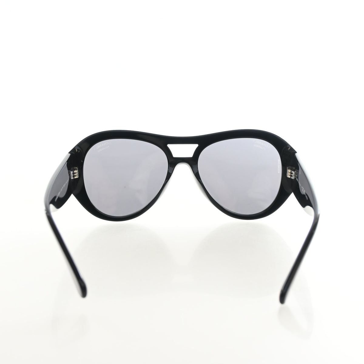 Pre-Owned Chanel Sunglasses CC Round, front view