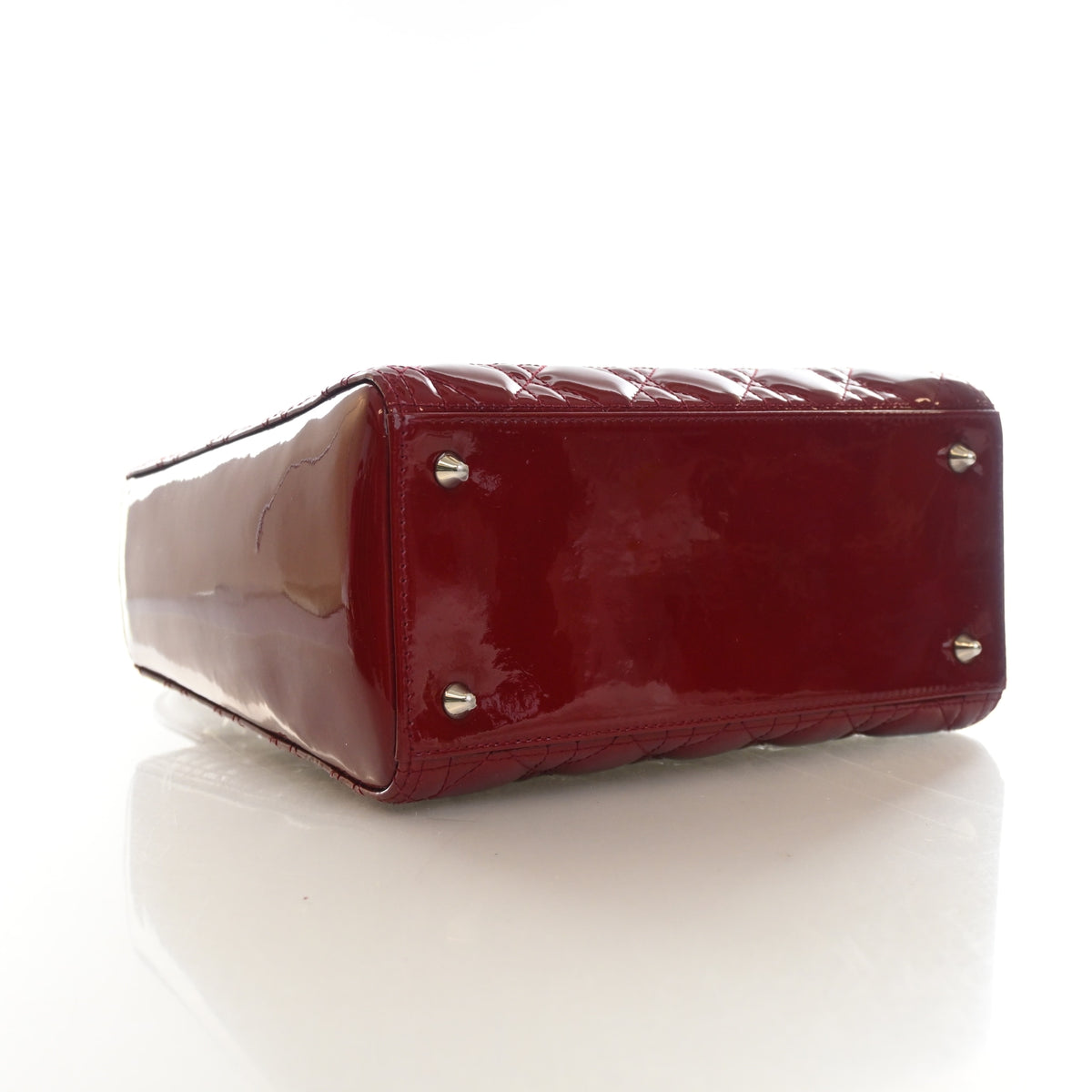 Pre-Owned Christian Dior Lady Dior Medium Patent Leather, base and feet view, photo 5 of 16