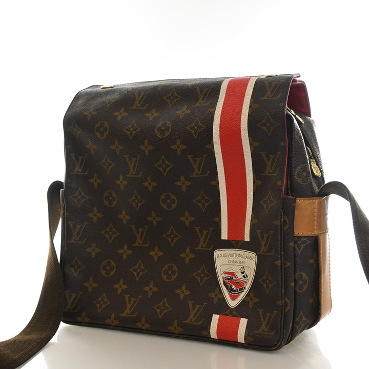 Louis Vuitton Vintage Monogram Naviglio Messenger Bag