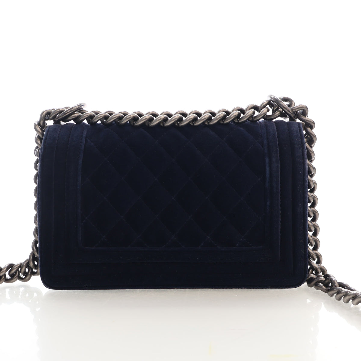 Pre-Owned Chanel Boy Bag Small Velvet, back view