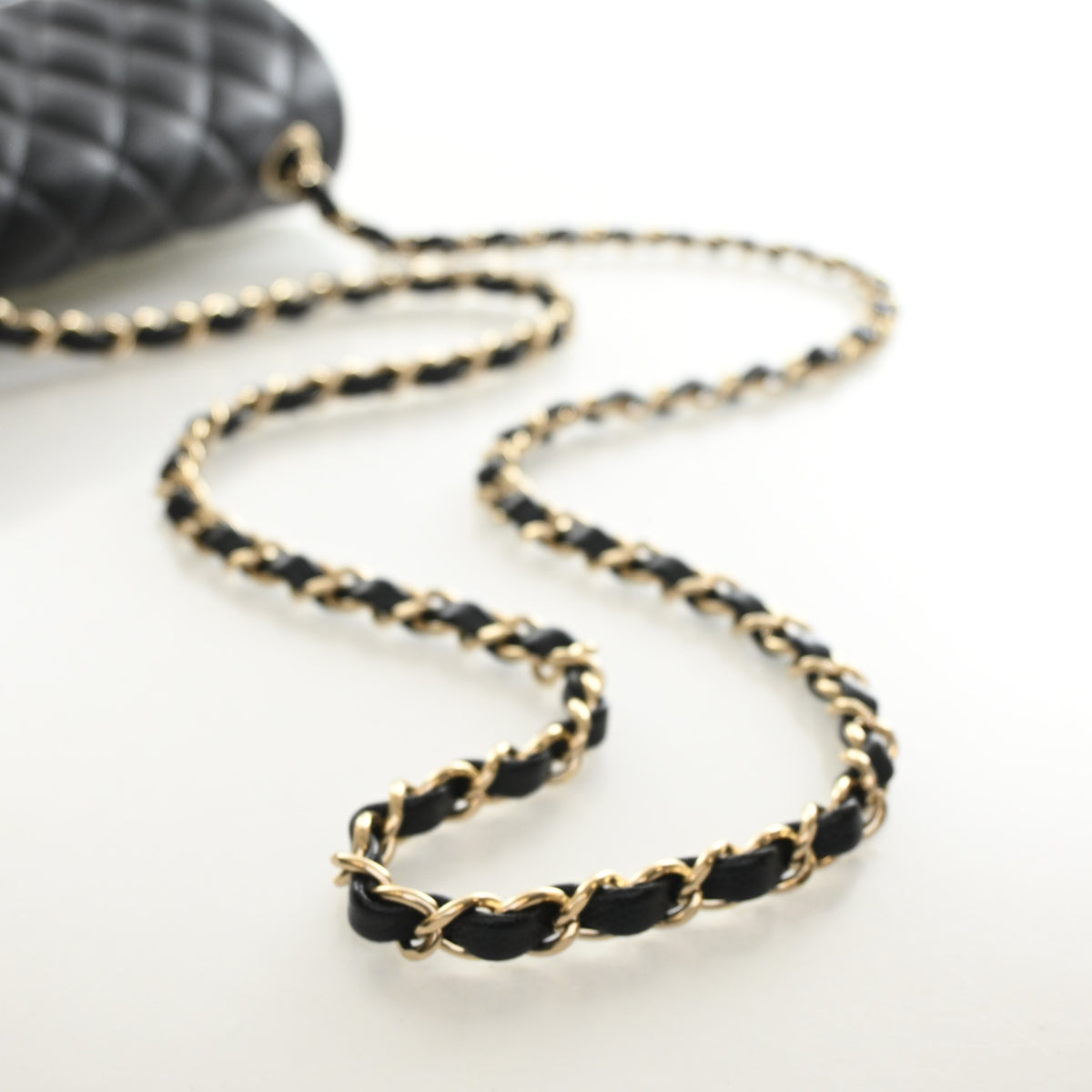 Pre-Owned Chanel Classic Flap Mini Caviar Leather Rectangular Bag, strap and chain detail