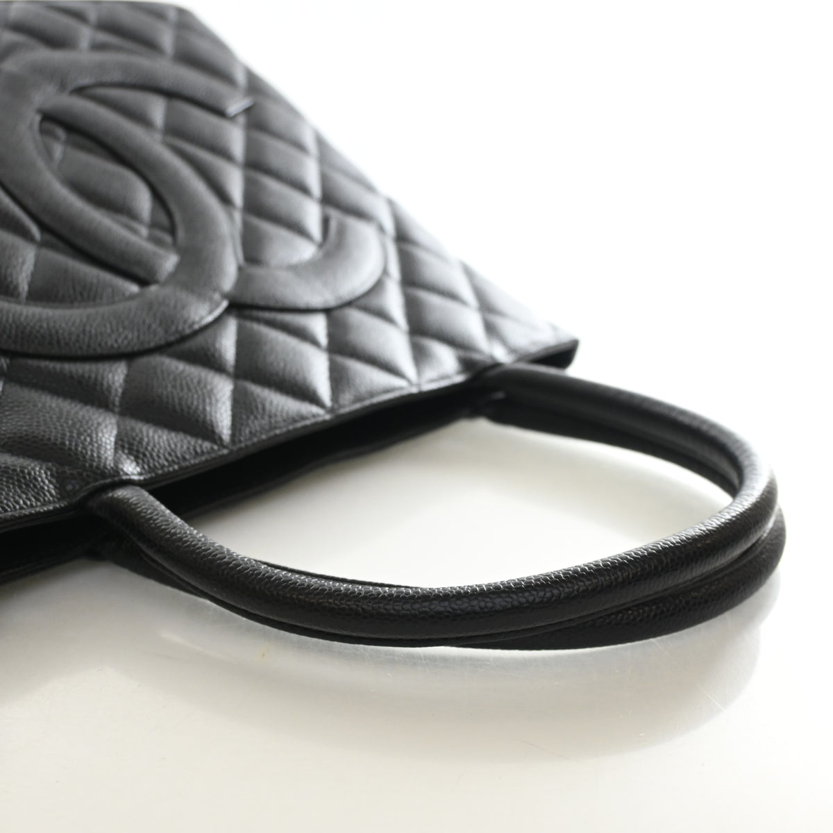 Chanel Caviar Medallion Tote, photo 10 of 17