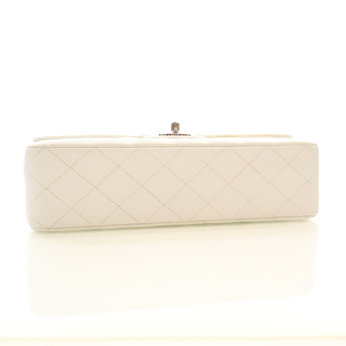 Pre-Owned Chanel Classic Double Flap Medium Caviar Leather Bag, base view
