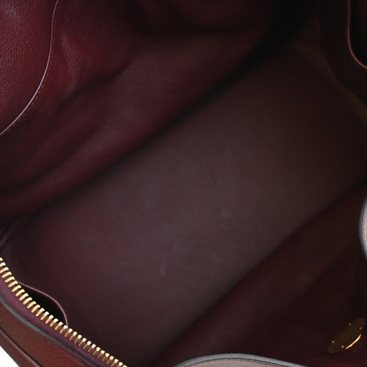 Pre-Owned Hermès Lindy 30 Rouge H Evercolor Leather, open interior with lining